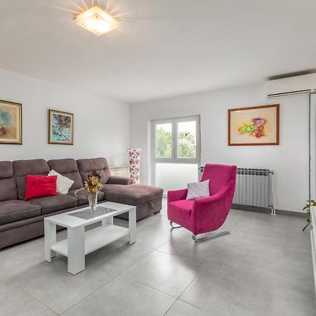 Sweet Apartment Tony بولا المظهر الخارجي الصورة