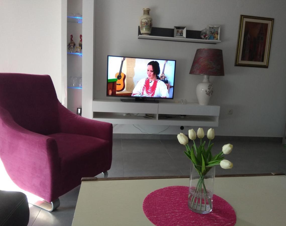 Sweet Apartment Tony بولا المظهر الخارجي الصورة