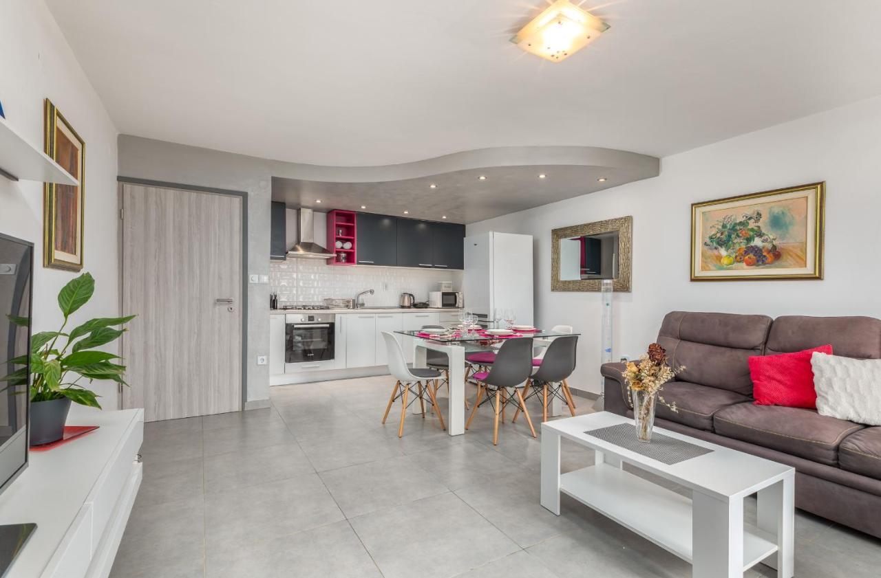 Sweet Apartment Tony بولا المظهر الخارجي الصورة